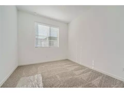 27452 E 1st Ave, Aurora, CO 80018 photo 13