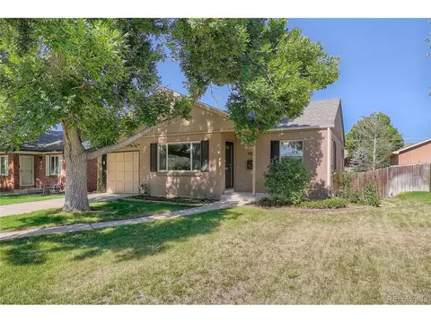 910 Forest St, Denver, CO 80220 photo 1