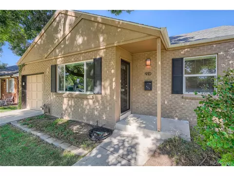 910 Forest St, Denver, CO 80220 photo 3