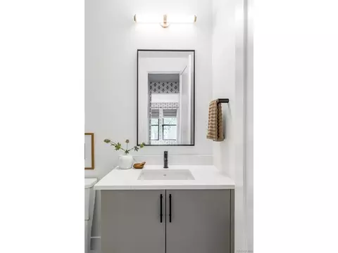 Bath - 330 Elm St, Denver, CO 80220 photo 9 of 13
