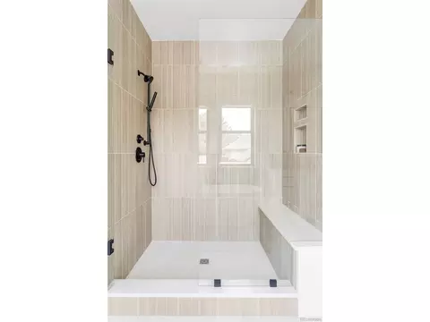 Bath - 330 Elm St, Denver, CO 80220 photo 6 of 13