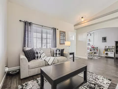 19726 E 40th Pl, Denver, CO 80249 photo 4