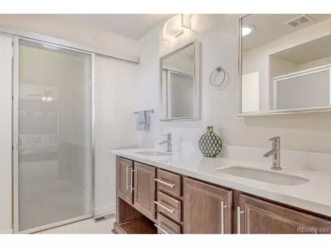 Bath - 10890 Touchstone Loop, Parker, CO 80134 photo 1 of 5