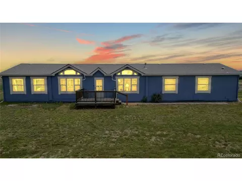 250 N Dutch Valley Rd, Bennett, CO 80102