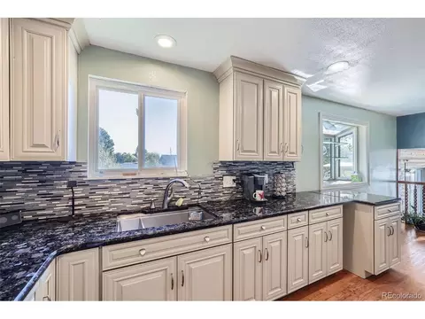 4692 S Devinney St, Morrison, CO 80465 photo 7
