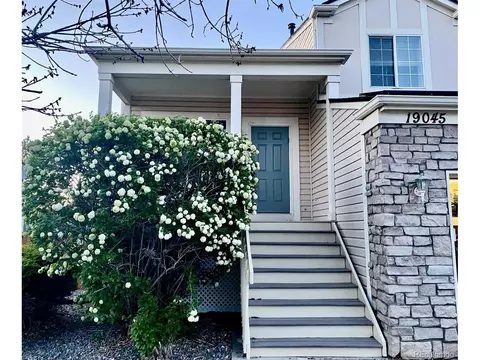 19045 E Ithaca Pl, Aurora, CO 80013 photo 2