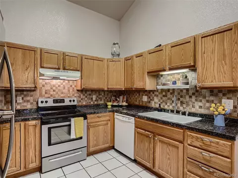 12240 E 51st Ave, Denver, CO 80239 photo 12