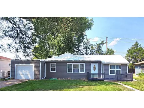 175 Columbia Dr, Julesburg, CO 80737