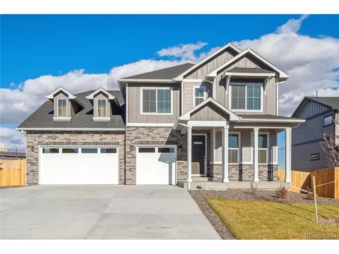 1841 Sawtooth Mountain Dr, Berthoud, CO 80513