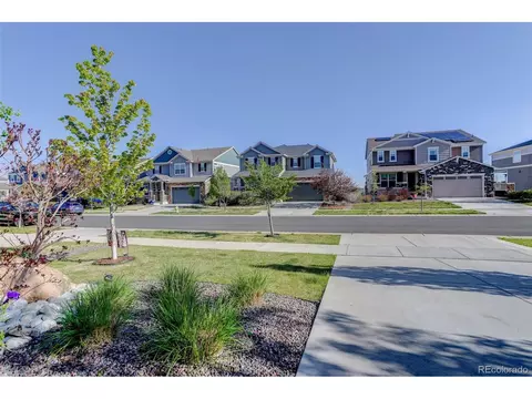 Exterior - 23952 E Minnow Cir, Aurora, CO 80016 photo 5 of 9