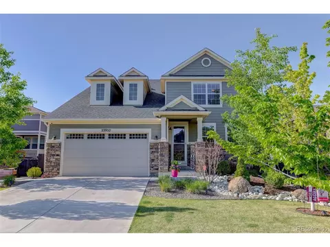 Exterior - 23952 E Minnow Cir, Aurora, CO 80016 photo 2 of 9