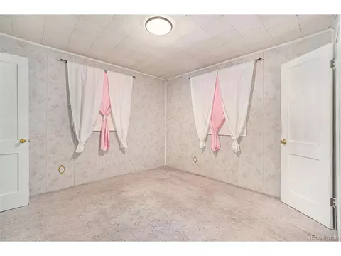 Undisclosed, Aurora, CO 80011 photo 13