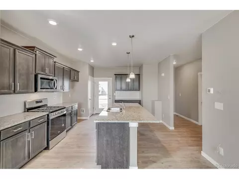21822 E 8th Ave, Aurora, CO 80018 photo 7