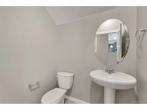 21822 E 8th Ave, Aurora, CO 80018 photo 24