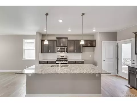 21822 E 8th Ave, Aurora, CO 80018 photo 5