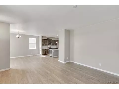 21822 E 8th Ave, Aurora, CO 80018 photo 11