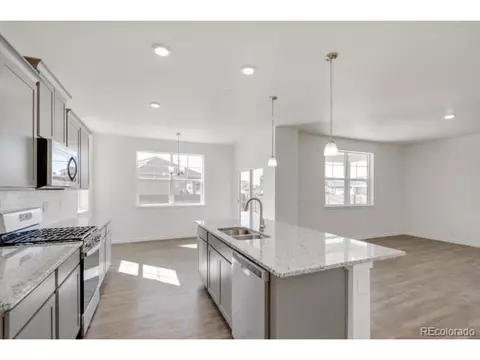 27482 E Cedar Ave, Aurora, CO 80018 photo 9