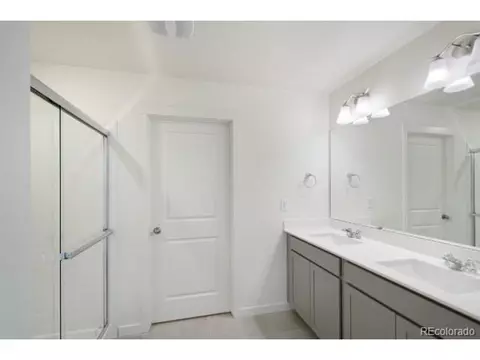 27482 E Cedar Ave, Aurora, CO 80018 photo 13