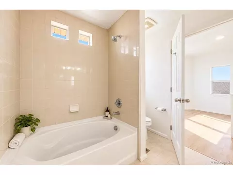 17879 E 44th Ave, Denver, CO 80249 photo 23