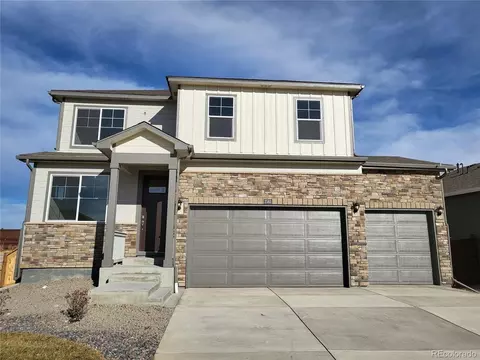 4104 Marble Dr, Longmont, CO 80504