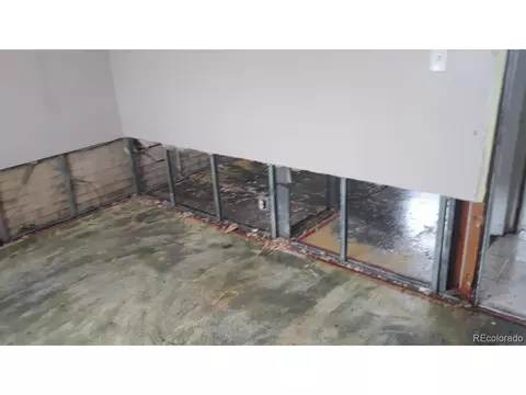 Undisclosed, Denver, CO 80239 photo 29
