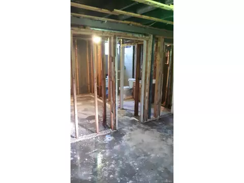 Undisclosed, Denver, CO 80239 photo 28