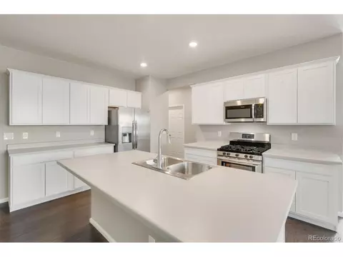 10163 Cascade St, Firestone, CO 80504 photo 3