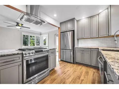7501 E 21st Ave, Denver, CO 80207 photo 11