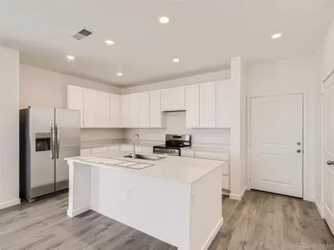 650 Kiowa Ave, Bennett, CO 80102 photo 10