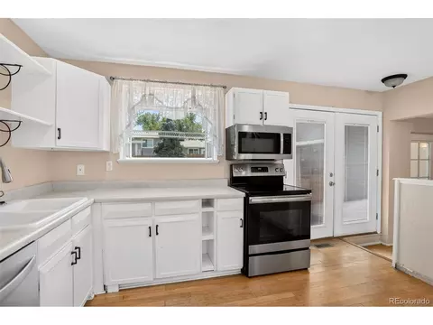 Kitchen - 15488 E Bates Ave, Aurora, CO 80013 photo 3 of 3