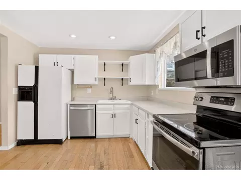 Kitchen - 15488 E Bates Ave, Aurora, CO 80013 photo 2 of 3