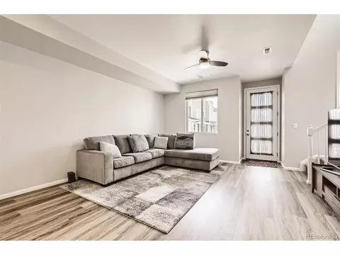 23557 E 5th Pl, Aurora, CO 80018 photo 4
