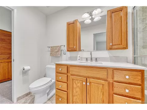 Bath - 9276 E Nassau Ave, Denver, CO 80237 photo 4 of 5