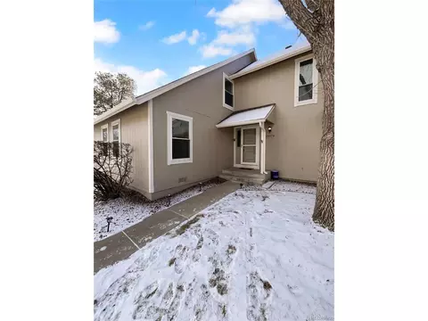 2639 S Xanadu Way #B, Aurora, CO 80014