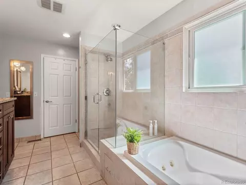 6014 Euclid Ave, Centennial, CO 80111 photo 24