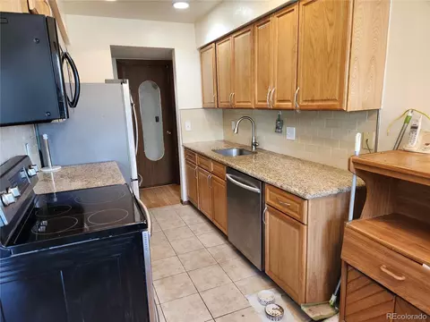 Undisclosed, Aurora, CO 80013 photo 4