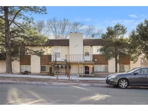 1065 Magnolia St, Colorado Springs, CO 80907