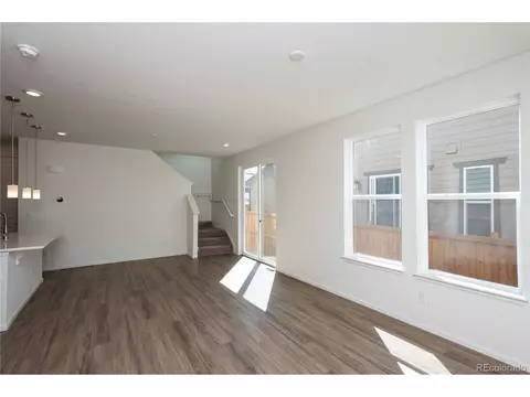 28416 E 6th Pl, Aurora, CO 80018 photo 7