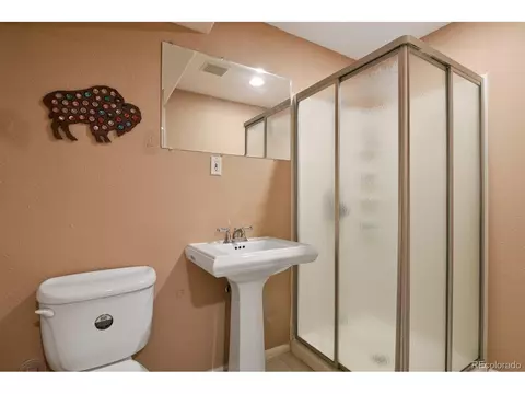 Undisclosed, Aurora, CO 80015 photo 33