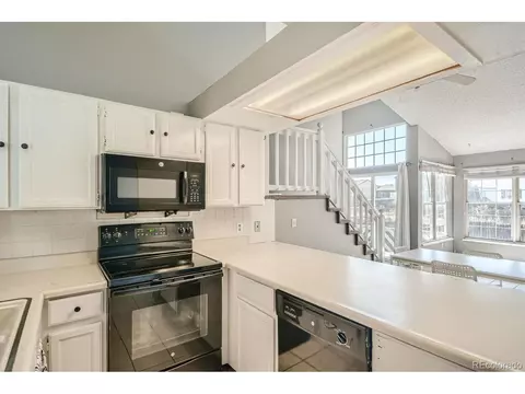 21152 E 45th Ave, Denver, CO 80249 photo 9