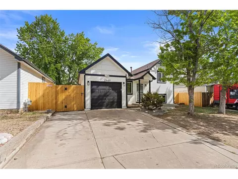 Exterior - 17485 E Chenango Dr, Aurora, CO 80015 photo 7 of 7