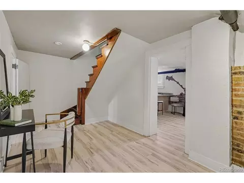Entry Way - 520 E 14th Ave #7, Denver, CO 80203 photo 2 of 3