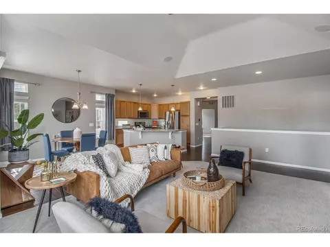 15033 E Crestridge Dr, Centennial, CO 80015 photo 4