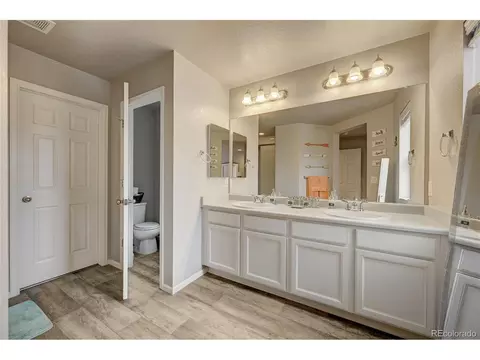 16043 E Warner Pl, Denver, CO 80239 photo 11