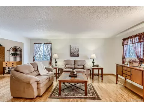 8367 Dover Ct, Arvada, CO 80005 photo 3