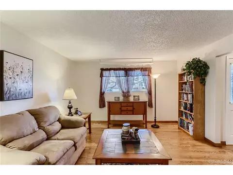 8367 Dover Ct, Arvada, CO 80005 photo 4
