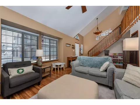 6321 Oak Ct, Arvada, CO 80004 photo 2