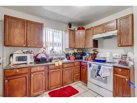 5221 E Thrill Pl, Denver, CO 80207 photo 5
