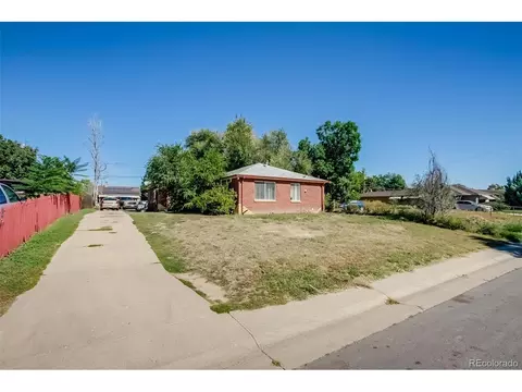 5221 E Thrill Pl, Denver, CO 80207 photo 18