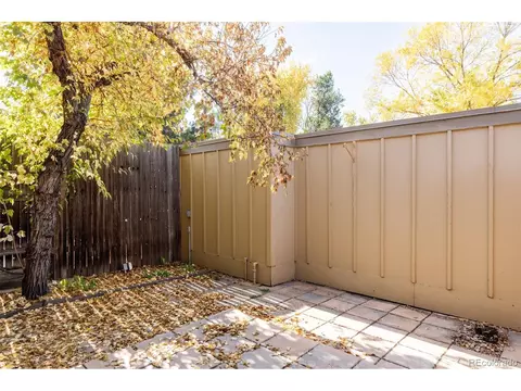 9012 E Amherst Dr #D, Denver, CO 80231 photo 24